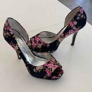 Jessica Simpson "JOSETTE" Heels
